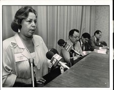 1986 Miami Rosa Castro Feinberg Press Conference Photo 8X10 picture
