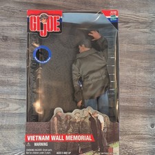 Hasbro G.I. Joe Vietnam Wall Memorial Figure Illuminated Section Replica picture