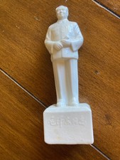 Cultural Revolution era statuette of Mao picture