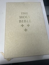 1999 Vintage 1st Trade Edition/1st Printing Viking Studio Bible picture