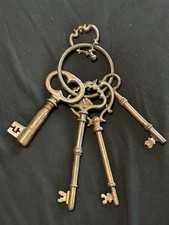 Vintage Heavy Solid Brass Skeleton Keys Ring Decor Castle Jailer Keys Set picture