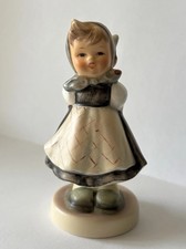 Goebel Hummel “All Smiles” Figurine #498 TMK-7 1988 picture
