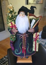 LYNN HANEY Santa The Christmas Harp 21