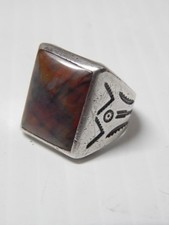 VINTAGE NAVAJO INDIAN BELL STERLING SILVER PETRIFIED WOOD RING SZ: 7 1/4 picture
