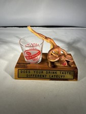 Original Red Strip glass & Red Dog Wood Plaque Souvenir South of The Border  L picture