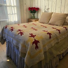 Vintage Quilt Handstitched Birds In Flight 1940s Red & Yellow 76