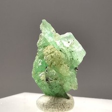 4.50ct Emerald / Muzo, Colombia / Rough Crystal Gemstone Specimen picture