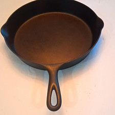 National No. 9 Cast Iron Skillet Frying Pan Marked 