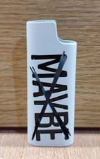 MARLBORO CIGARETTES ADVERTISIGN METAL MINI LIGHTER CASE picture