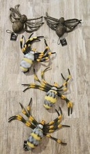 3 Giant Joro Spiders & 2 Tarantulas Ashland Halloween Rubber Decorations New picture