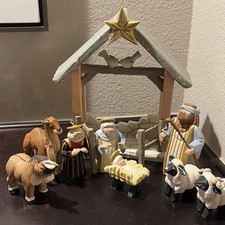 Large House of Hatten 1995 vintage Nativity set 9 piece resin  picture