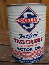 Vintage Skelly Tagolene 1 US. Quart Heavy Duty Ribbed Metal Oil Can picture
