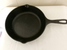 Vintage Lodge Single Notch 5SK - 8 inch Cast Iron Skillet With Two pour spouts. picture