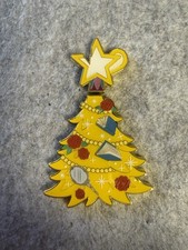 Disney Princess Christmas 2 Pk Blind Box Pin  - Belle picture