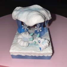 Pokemon Alolan Vulpix Figure Expanding World 3 Mini Collectible Toy Japan picture