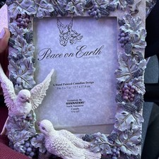 Peace on Earth Doves Innovation Picture Frame 1997 for 5 x 7 Picture picture