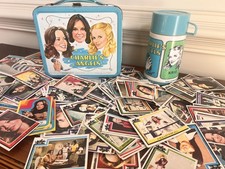VINTAGE CHARLIE’S ANGELS 1978 LUNCHBOX, THERMOS & ABOUT 250 TRADING CARDS picture
