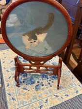 Vintage Chinese Suzhou Silk Embroidered Cat Table Screen. picture