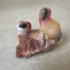 VTG Hand Carved Gemstone 2 Parrot Birds Figurine Pair Quartz Matrix Base 3.5