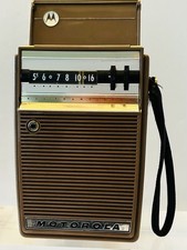 RARE:MOTOROLA X29N / 8 TRANSISTOR /BROWN /1961 /AM RADIO/ WORKS/RARE/ TESTED/EUC picture
