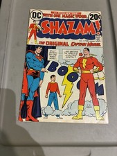 SHAZAM #1 Comic Book-FEB 1973-1st Captain Marvel Issue picture