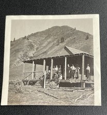 VTG c1915 Western Frontier Mountain Cabin Group Portrait Snapshot Photograph picture