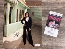 (SSG) Sexy GABRIELLE UNION Signed 8X10 Color Photo