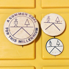 Vintage 1970 United Nations Human Environment Peace Earth Day Pinback Button Lot picture