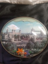 Vintage Oval London England Souvenier Bubble Glass Framed Picture  picture