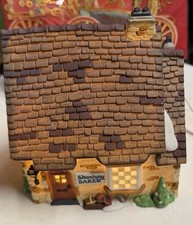 Vintage 1995 Department 56 Dickens Village Series Light Up Wrenbury Baker•House picture
