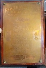 1914 Plaque Old Lake Shore & Michigan Southern Railway Brass on Wood JRR32 picture