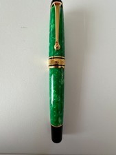 Aurora Optima Primavera Limited Edition Fountain Pen 18K M Nib Green Marble picture