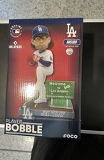 FOCO Joe Kelly Los Angeles Dodgers MLB Baseball Bobblehead #17 Boxed picture