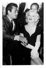 Marilyn Monroe Candid Some Like It Hot Tony Curtis on SET ORIGINAL PHOTO MA80 picture