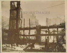1938 Press Photo Fire destroys Nouvelles Galeries in Marseilles, France picture