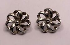 Vintage silver tone Kramer round flower clip on earrings picture