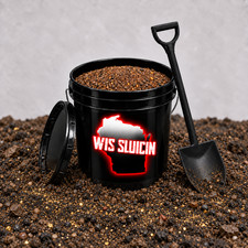 Wis Sluicin Paydirt Bucket - BUY NOW - Guaranteed Gold in EVERY Bucket  picture