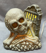 VTG 1980-90's HandStained Ceramic Skeleton & Tombstone Blinking Light Decor-READ picture