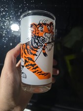 VINTAGE 1960'S ESSO GAS STATION TIGER IN YOUR TANK FROSTED 12 oz DRINKING GLASS picture
