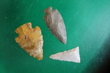 Arrowheads from Midwest THREE in Group 1