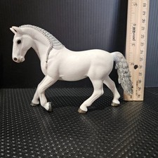 Schleich 2012 White LIPIZZANER MARE w/ Single Braid # 13737 D-73527 Retired NICE picture
