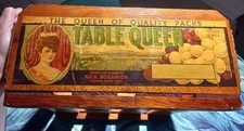 Vintage Table Queen Grape Crate Nick Bozanich Delano CA California Fruit picture