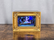 *RARE* Disney’s Aladdin 'Magic Carpet Ride' GALLERY of LIGHT by Olszewski - READ picture