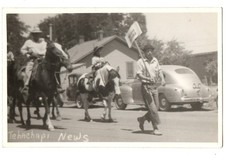 RPPC postcard TEHACHAPI CALIFORNIA PARADE man sign newspaper MOJAVE RECORD 1940s picture