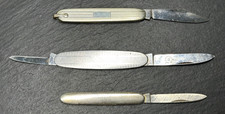THREE VINTAGE SILVER TONE POCKET KNIVES POCKET KNIVES M275 picture
