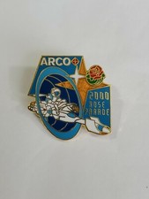 ARCO 2000 Rose Parade Lapel Pin Atlantic Richfield Football Bowl Pasadena CA picture