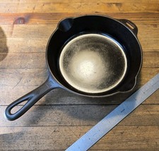 Rare Antique Griswold Cast Iron 8