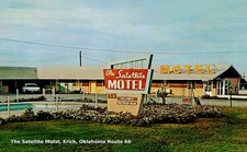 Erick, Oklahoma Satellite Motel Route 66 Postcard COPY #10209 picture
