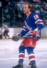 Guy Lafleur New York Rangers skates on the ice at an NHL game v th- Old Photo 2 picture
