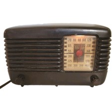 Vtg 40s 1946~Philco Transitone Bakelite Tube Table Top Radio 46-200~Parts/Repair picture